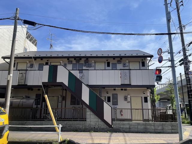 越谷市蒲生アパート外壁塗装工事　完成写真